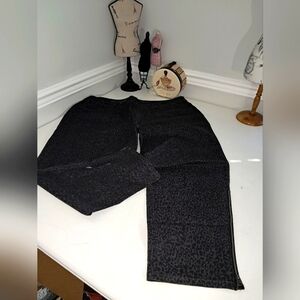 Avenue Jeans Black and Grey Leopard Print  Jeans Size 22 NWT